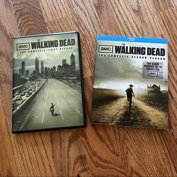 NWT/EUC AMC The Walking Dead TV Series DVD Set (Season 1 & Season 2) - Picture 2 of 12